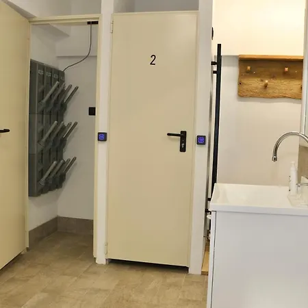 Gin Apartament